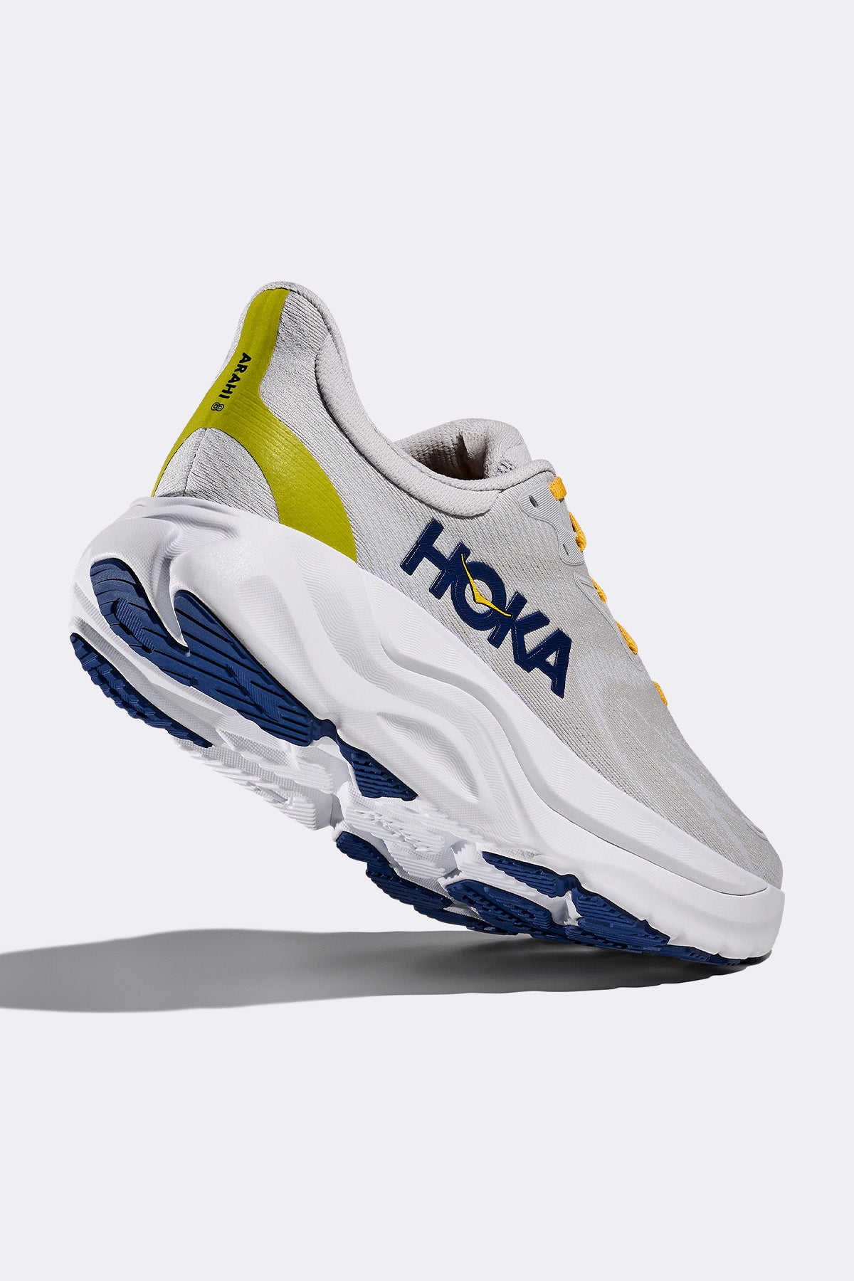 HOKA Arahi 8