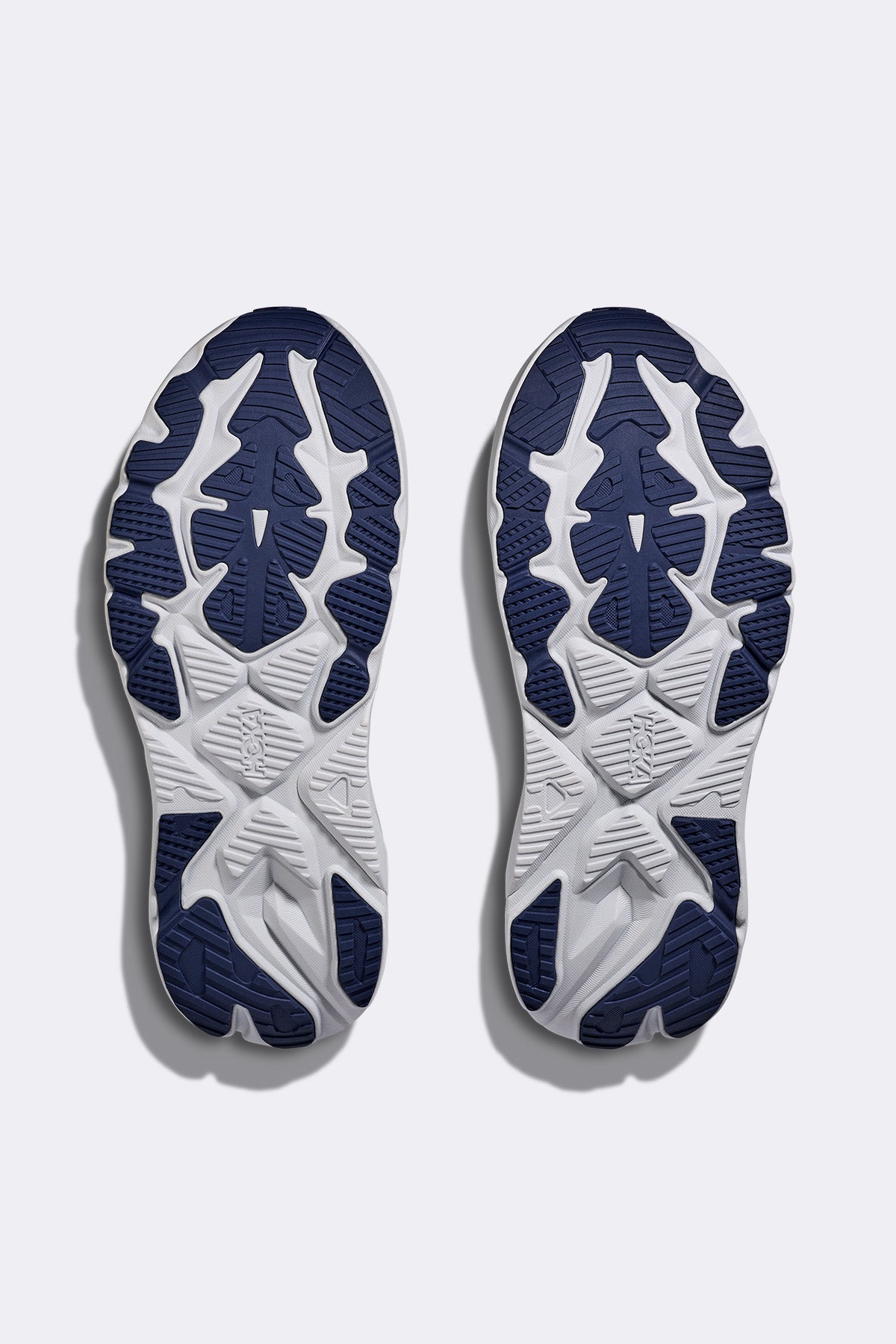 HOKA Arahi 8