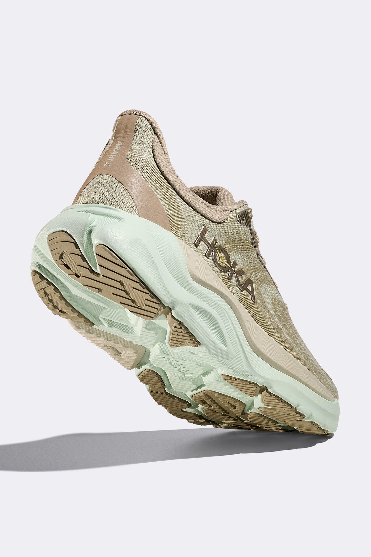 HOKA Arahi 8