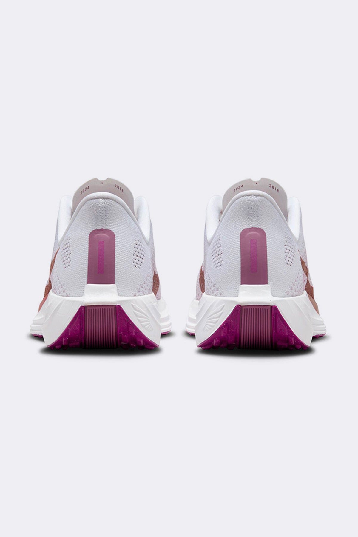 Nike Womens Pegasus Plus