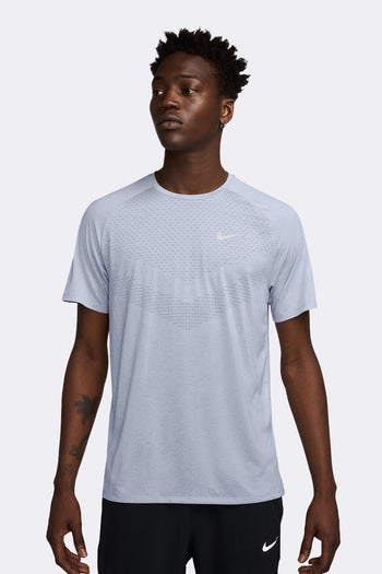 Nike Stride Tee