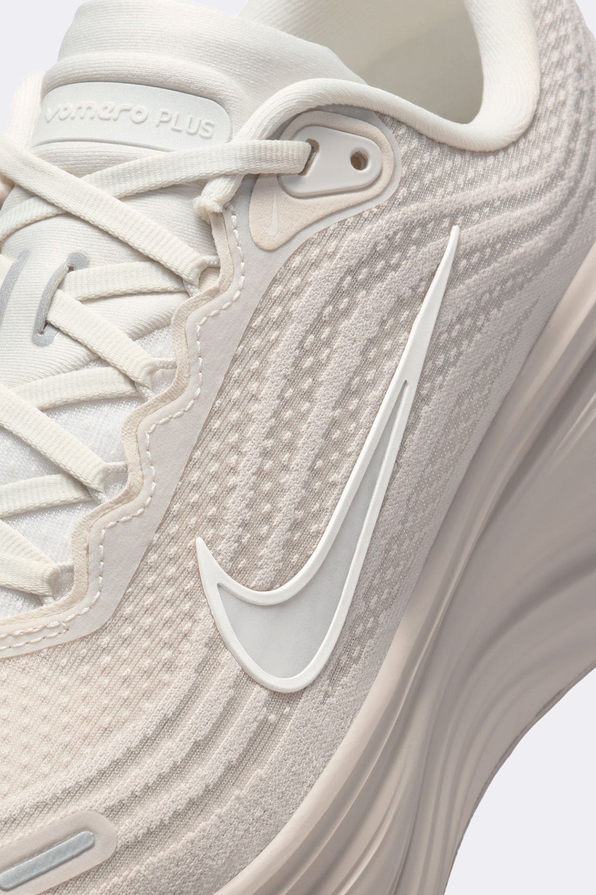 Nike Vomero Plus