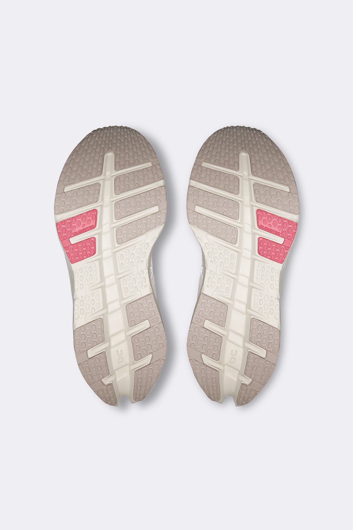 ON Women's Cloudrunner 3
