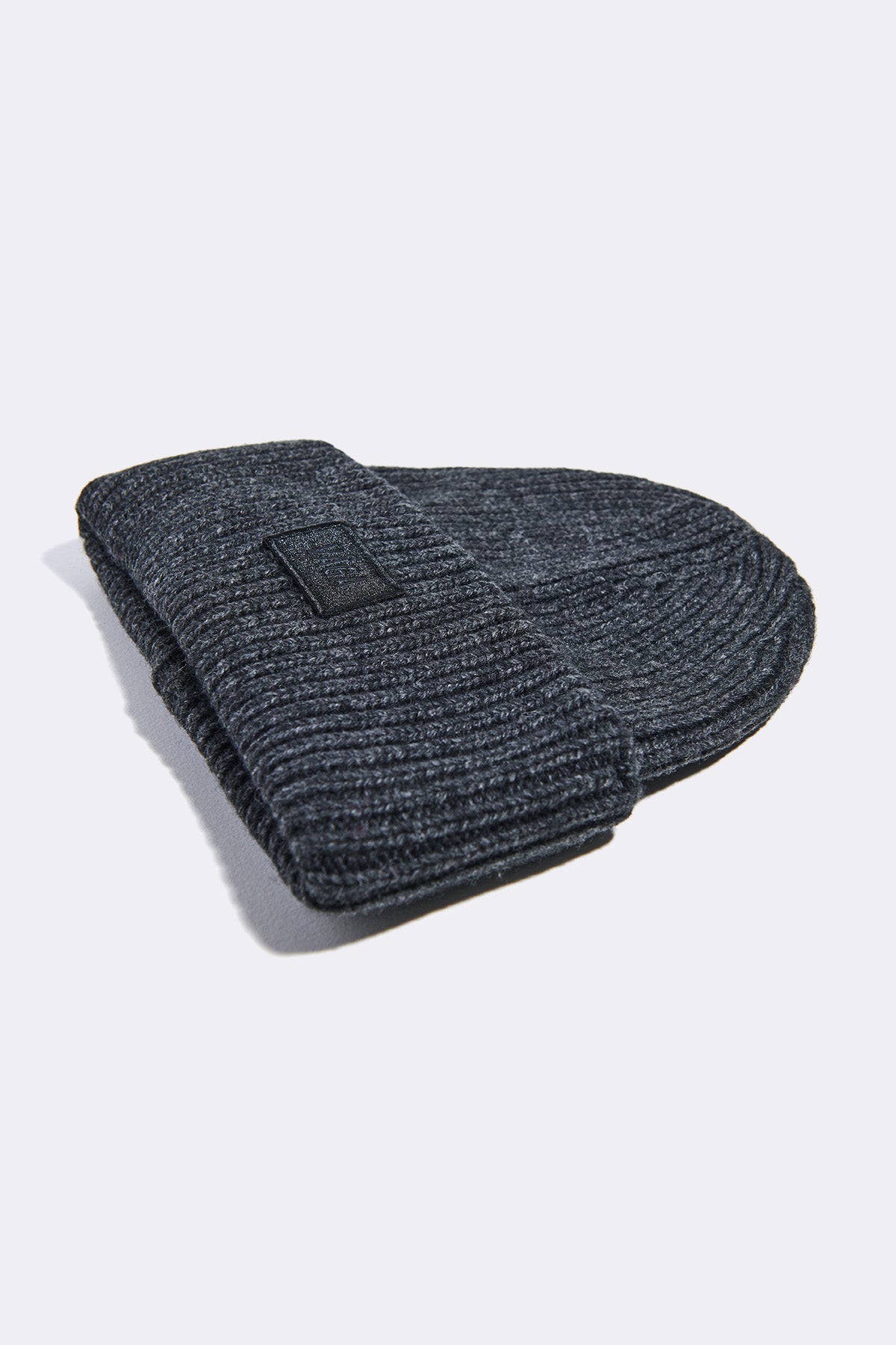 VÅGA Chunky Beanie