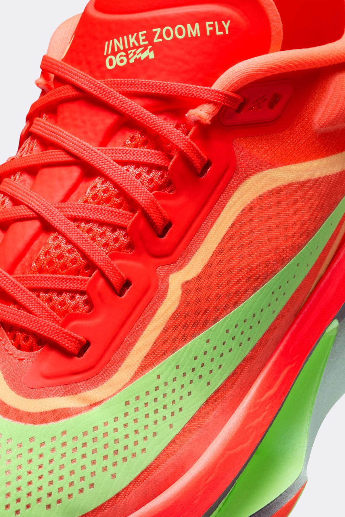 Nike Womens Zoom Fly 6