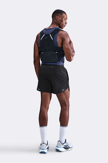 Nike Stride 5" Perforated Shorts