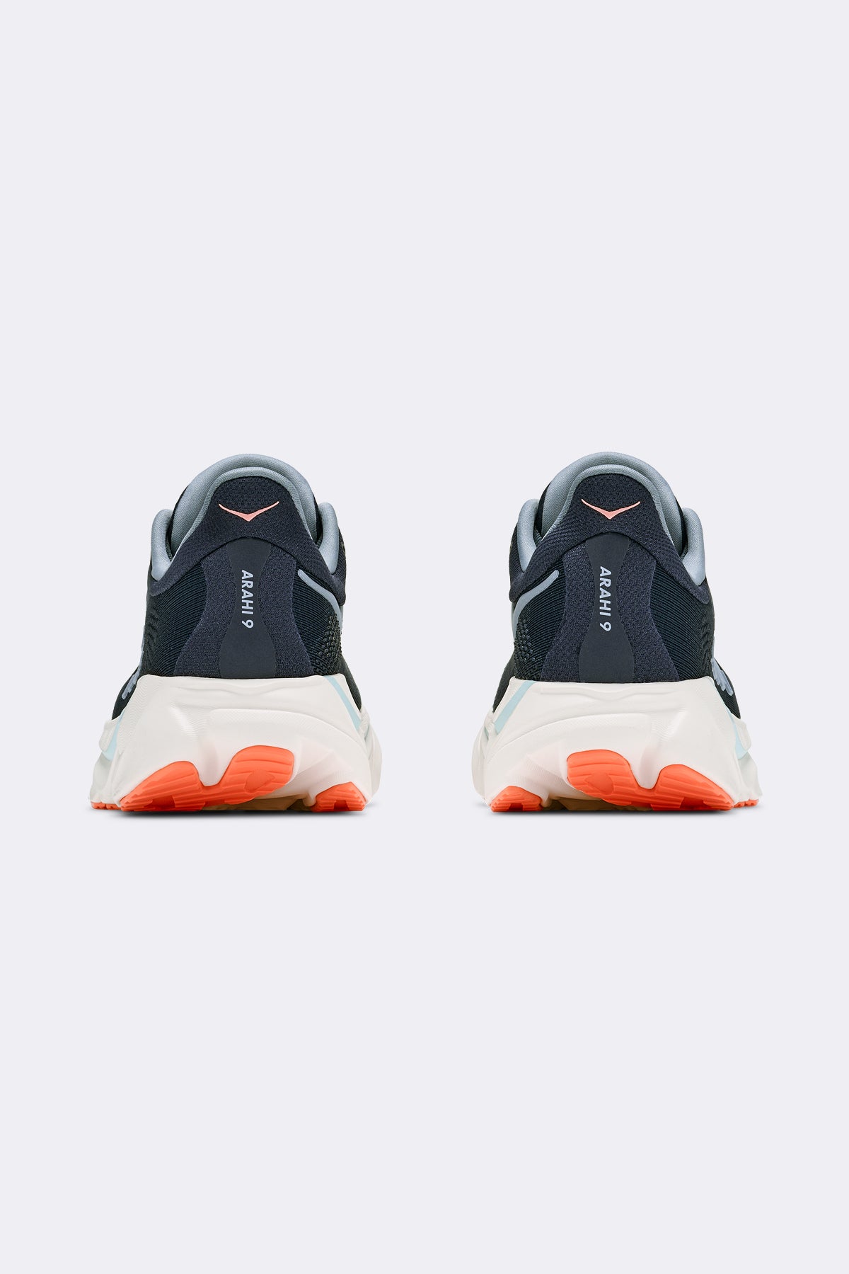 HOKA Arahi 9