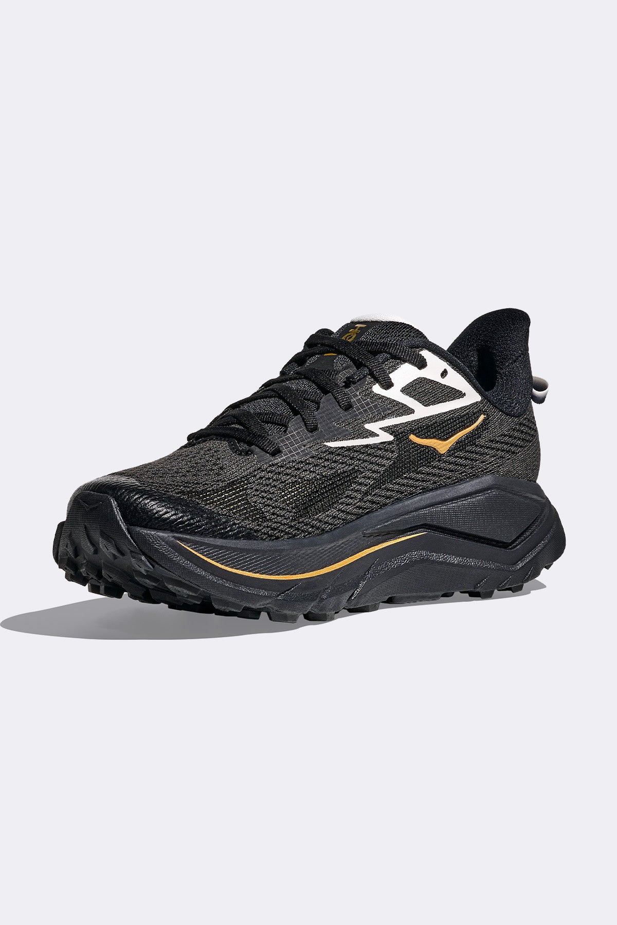 HOKA Challenger 8