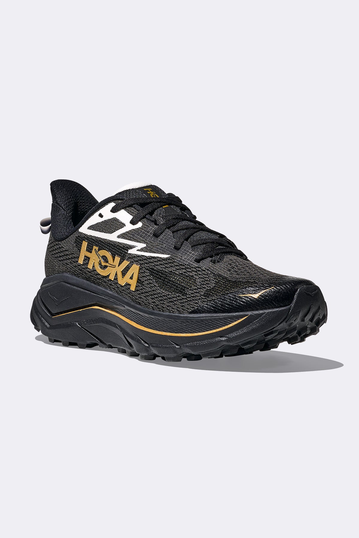 HOKA Challenger 8