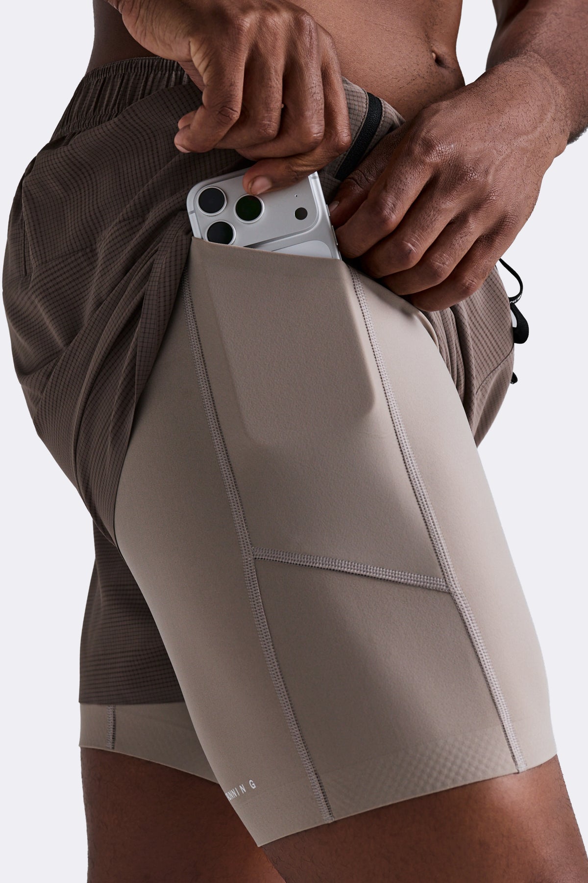 Men's CoolGrid™ 2-in-1 Run Shorts - Cocoa