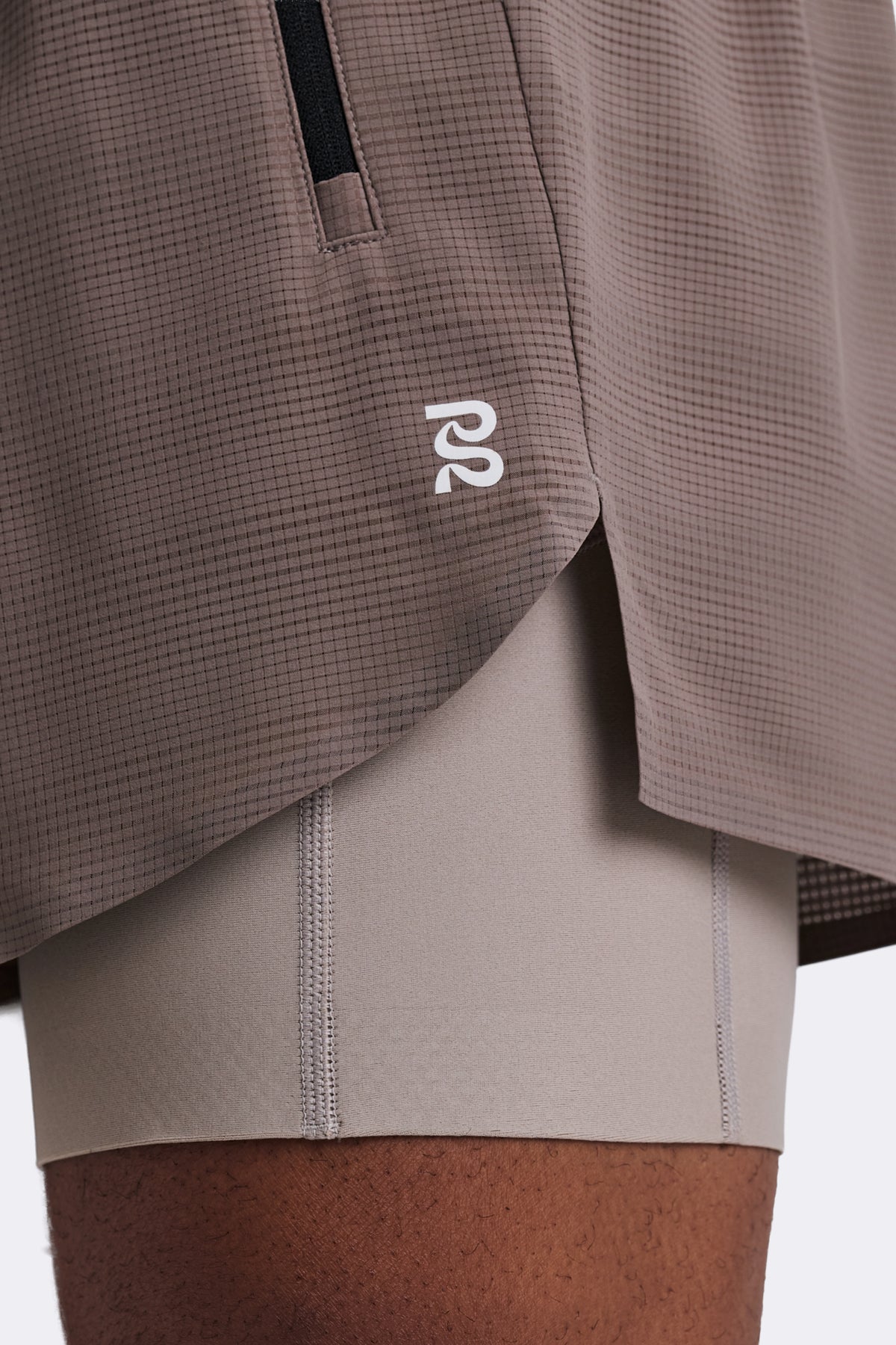 Men's CoolGrid™ 2-in-1 Run Shorts - Cocoa