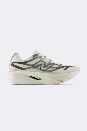 New Balance FuelCell Supercomp Elite V6