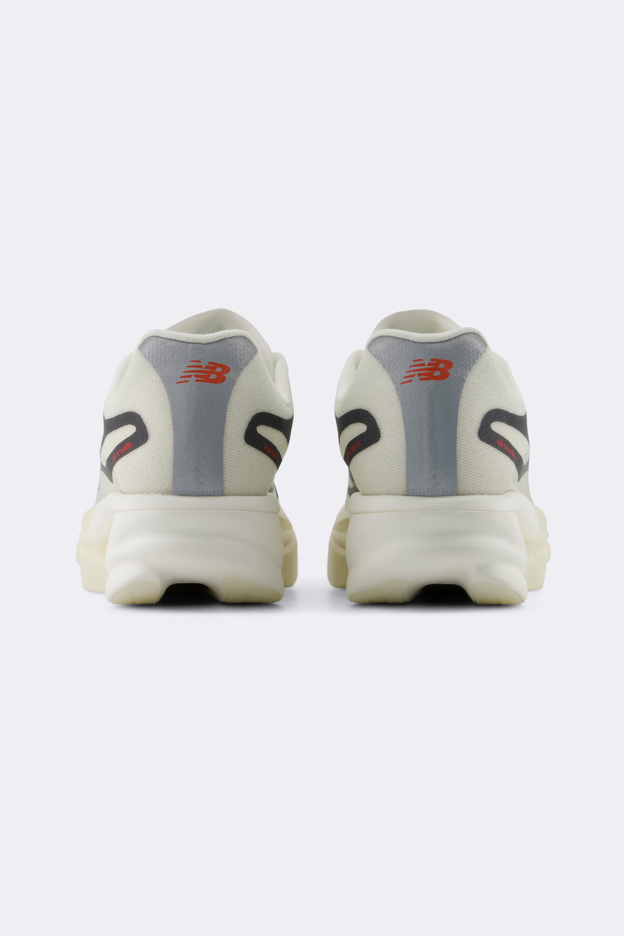 New Balance FuelCell Supercomp Elite V6