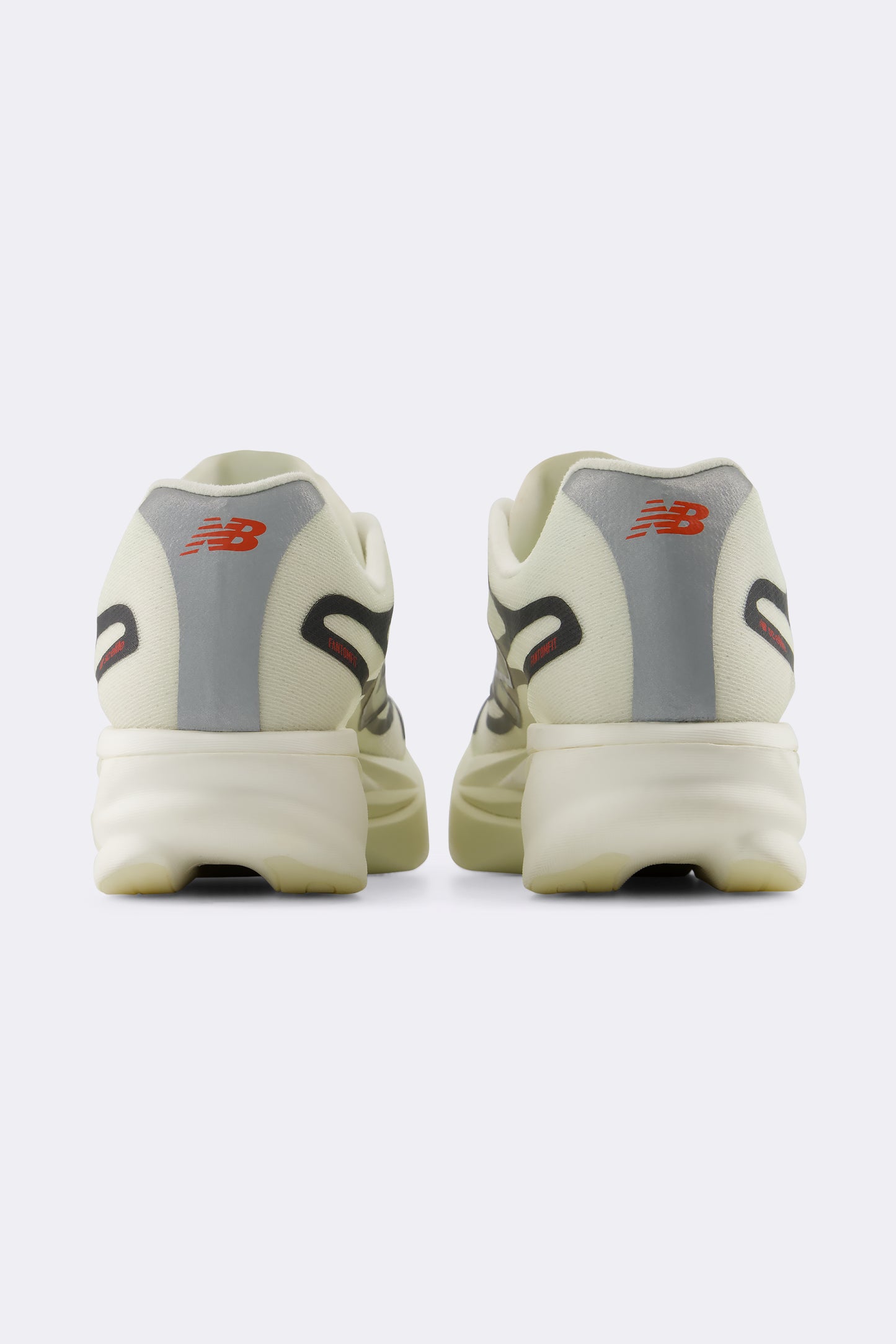 New Balance FuelCell Supercomp Elite V6