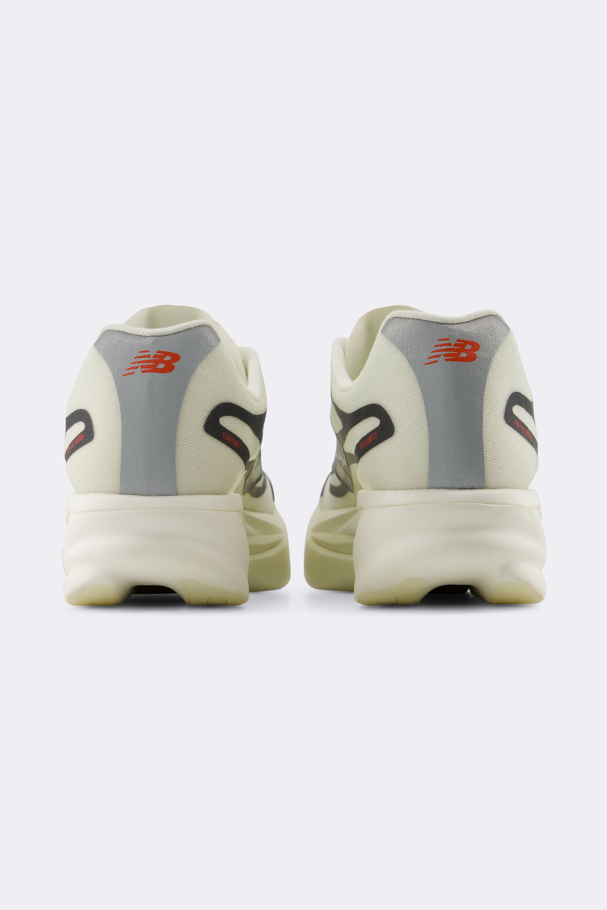New Balance FuelCell Supercomp Elite V6