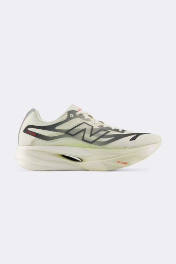 New Balance FuelCell Supercomp Elite V6