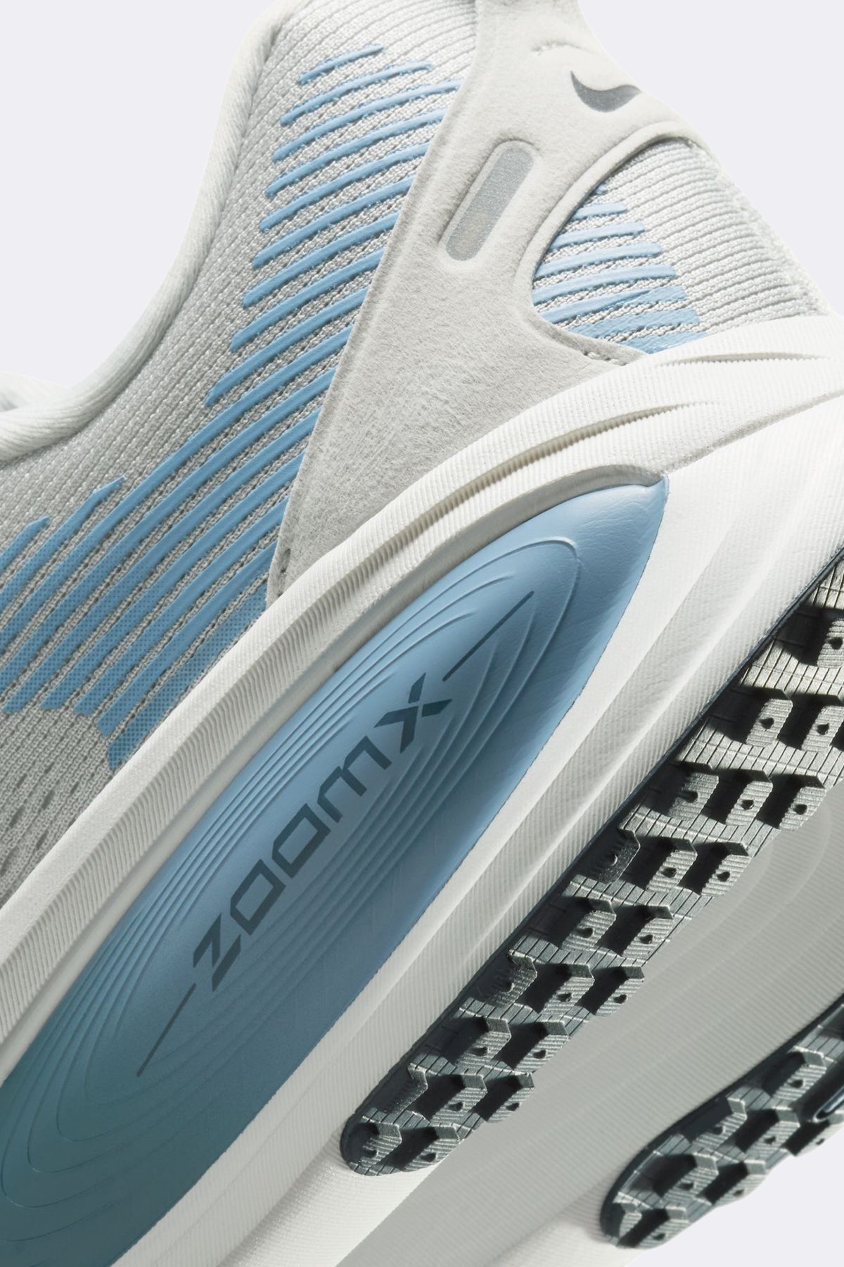 Nike Vomero 18