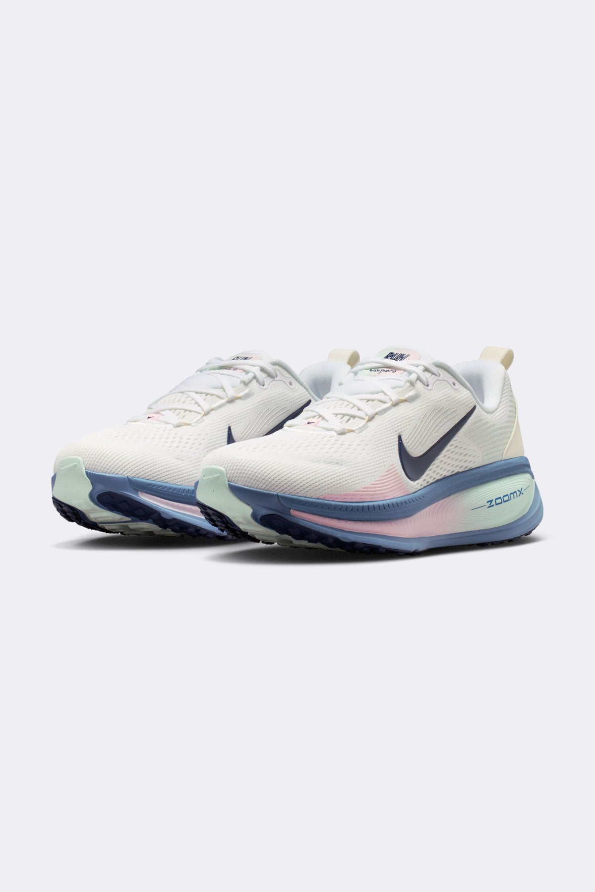 Nike Women's Vomero 18