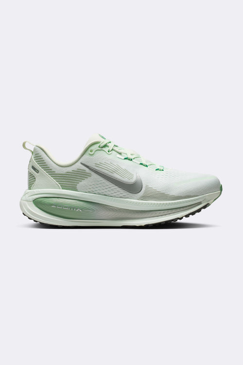 Nike Women's Vomero 18