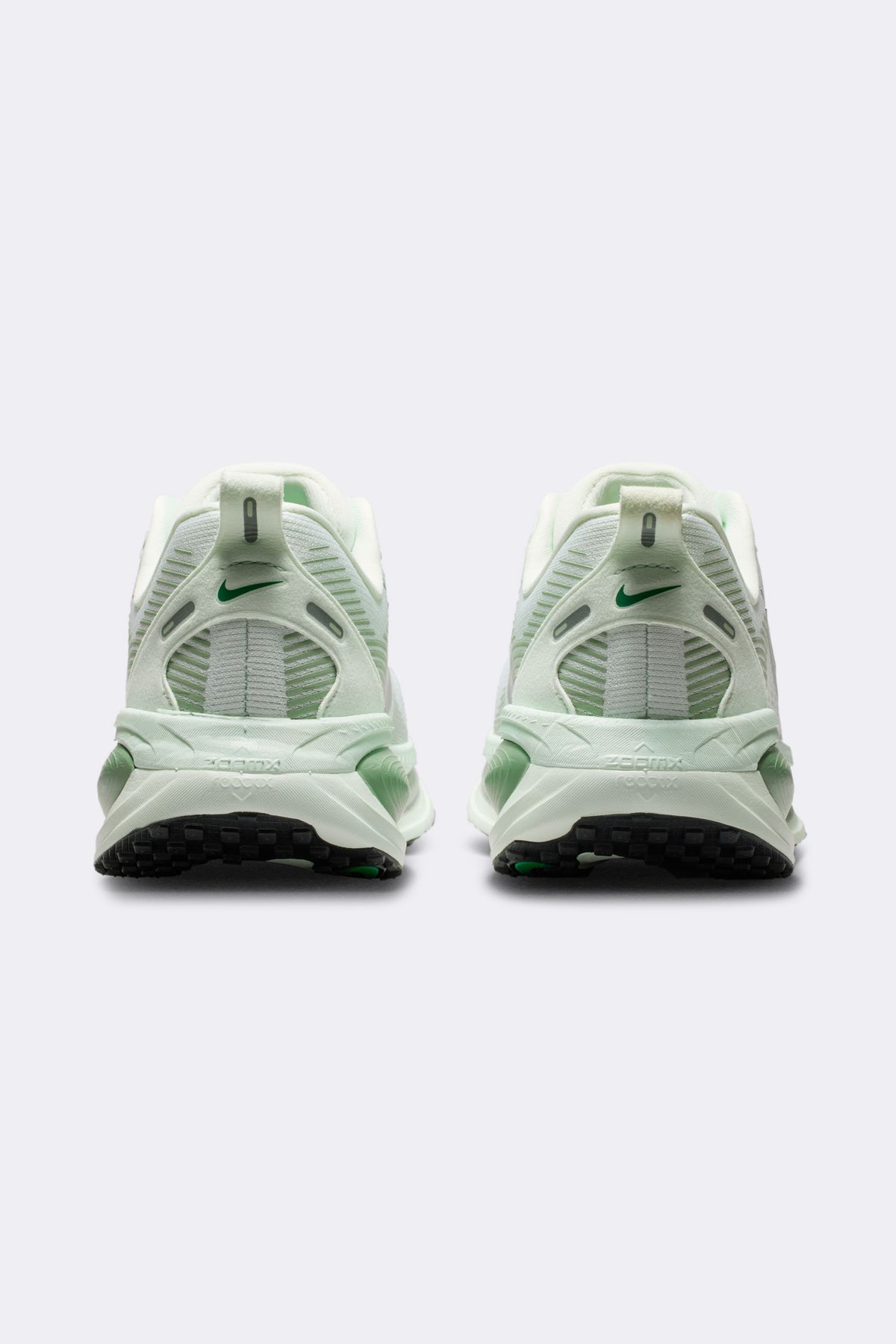 Nike Women's Vomero 18