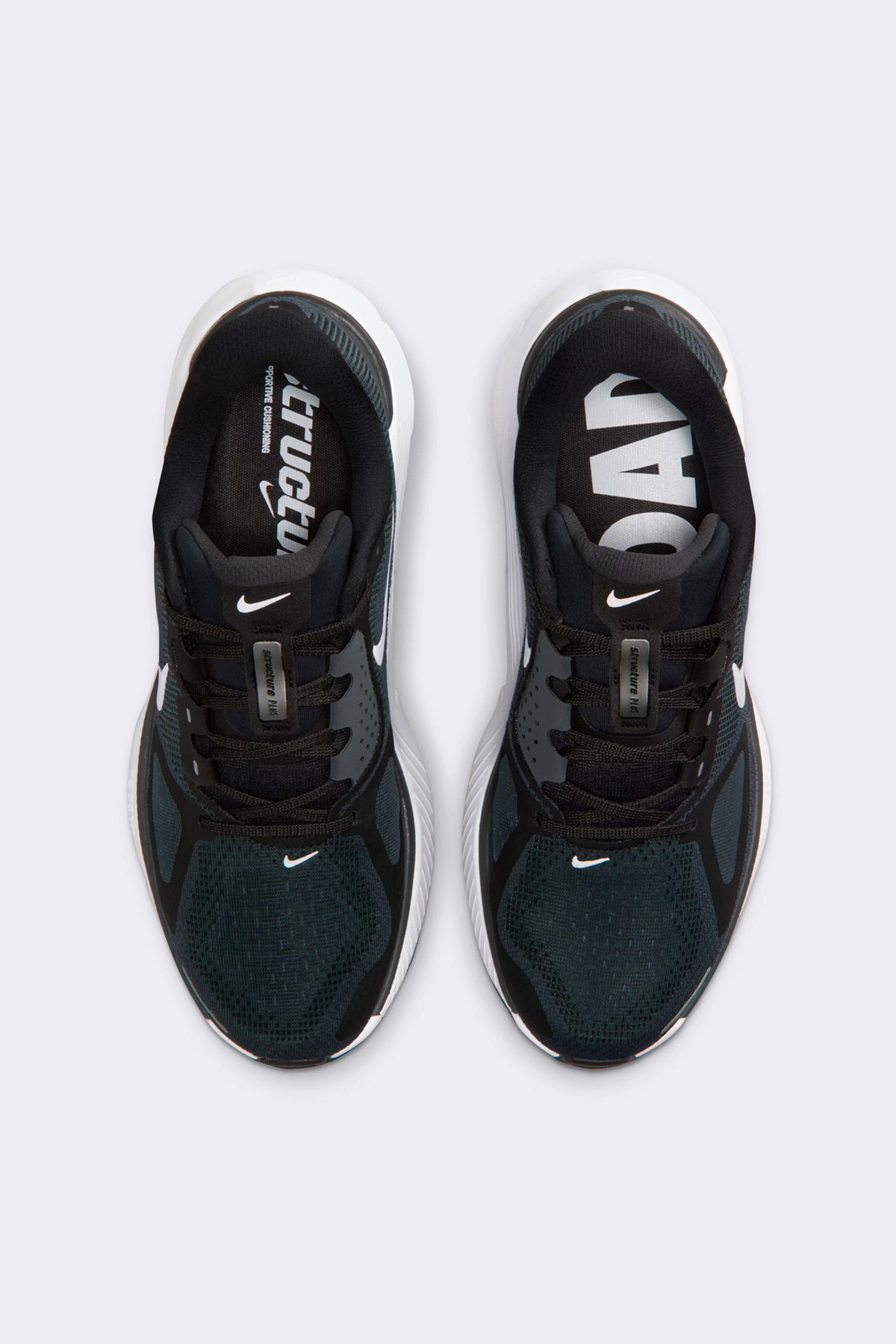 Nike Structure Plus
