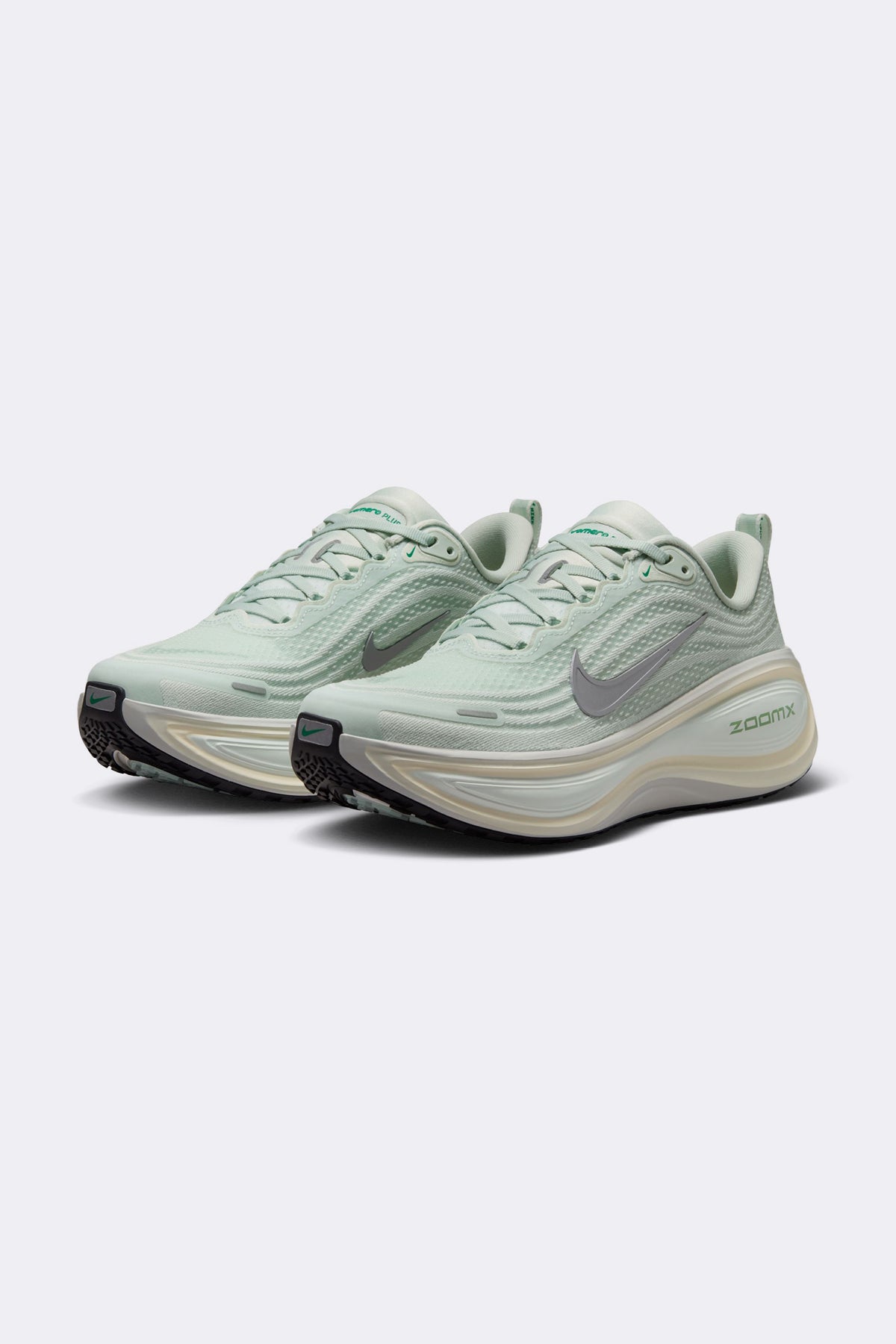 Nike Women's Vomero Plus