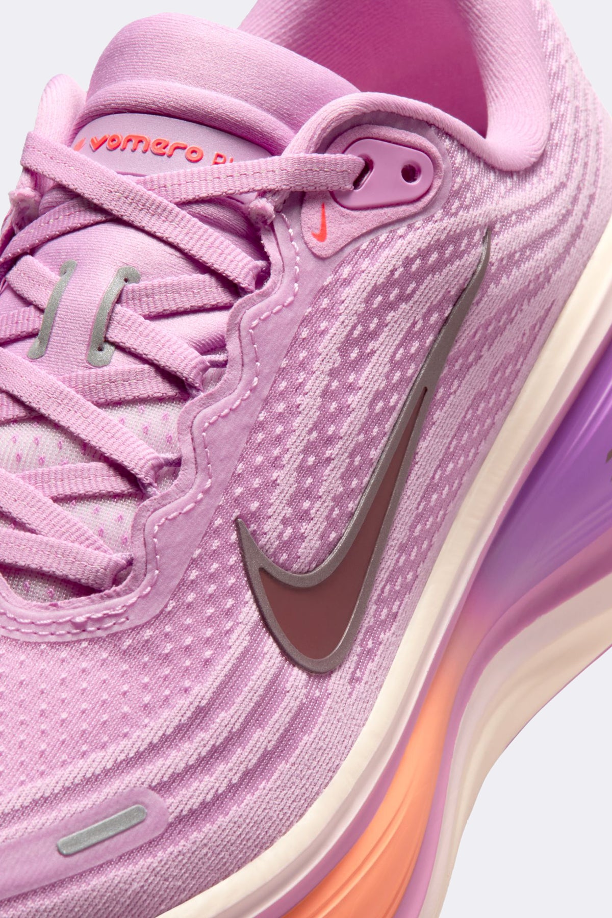 Nike Vomero Plus