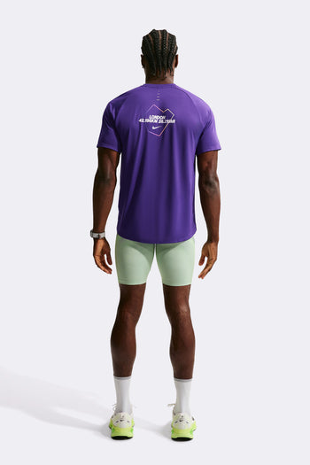 Nike Stride Marathon Tee