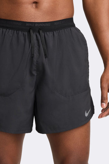 Nike Stride Shorts