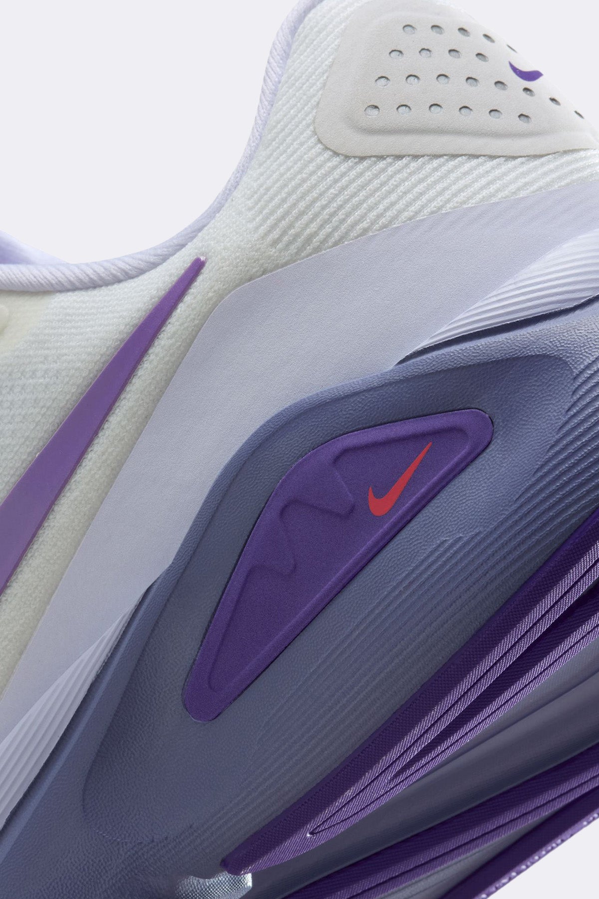 Nike Structure 26