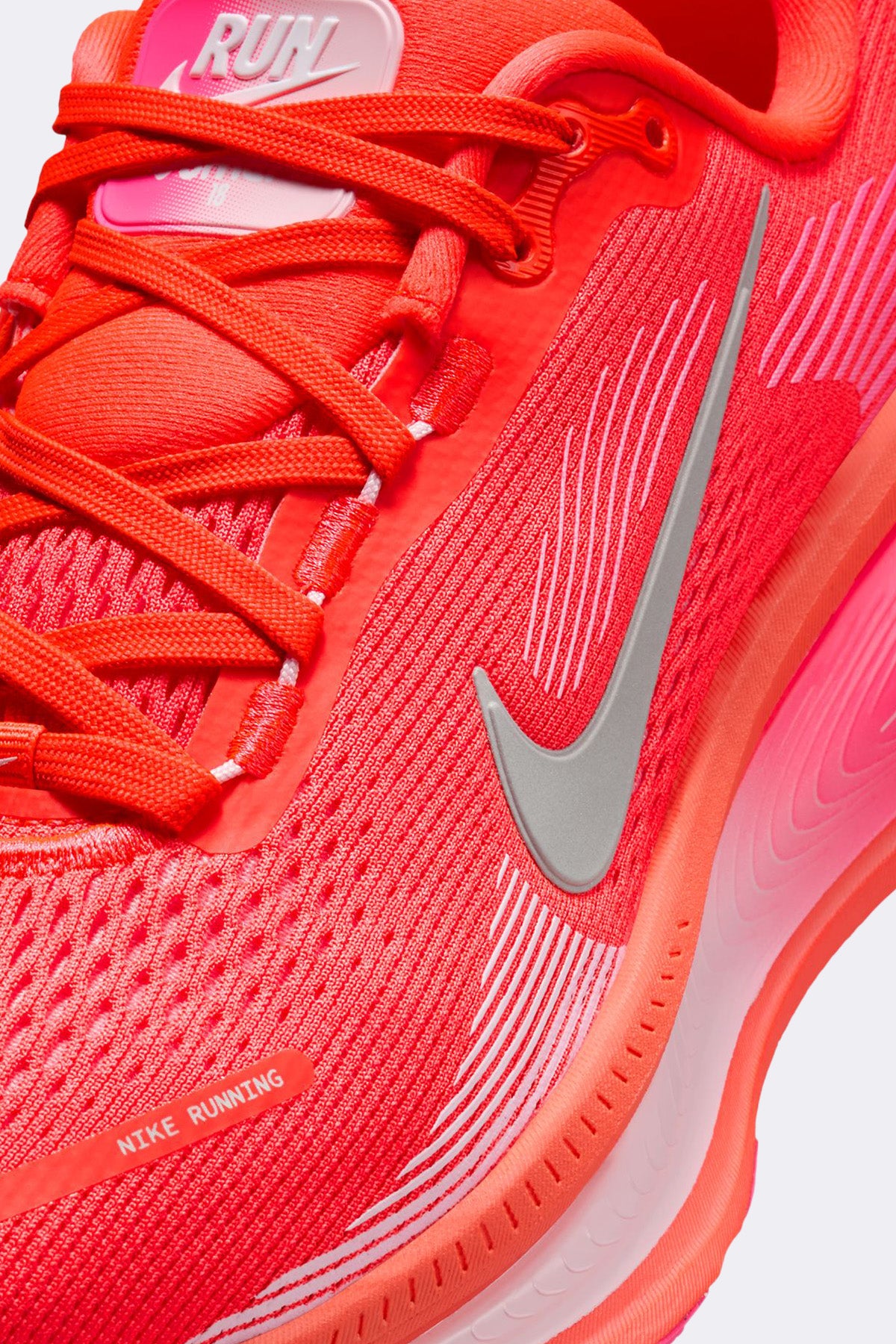 Nike Vomero 18