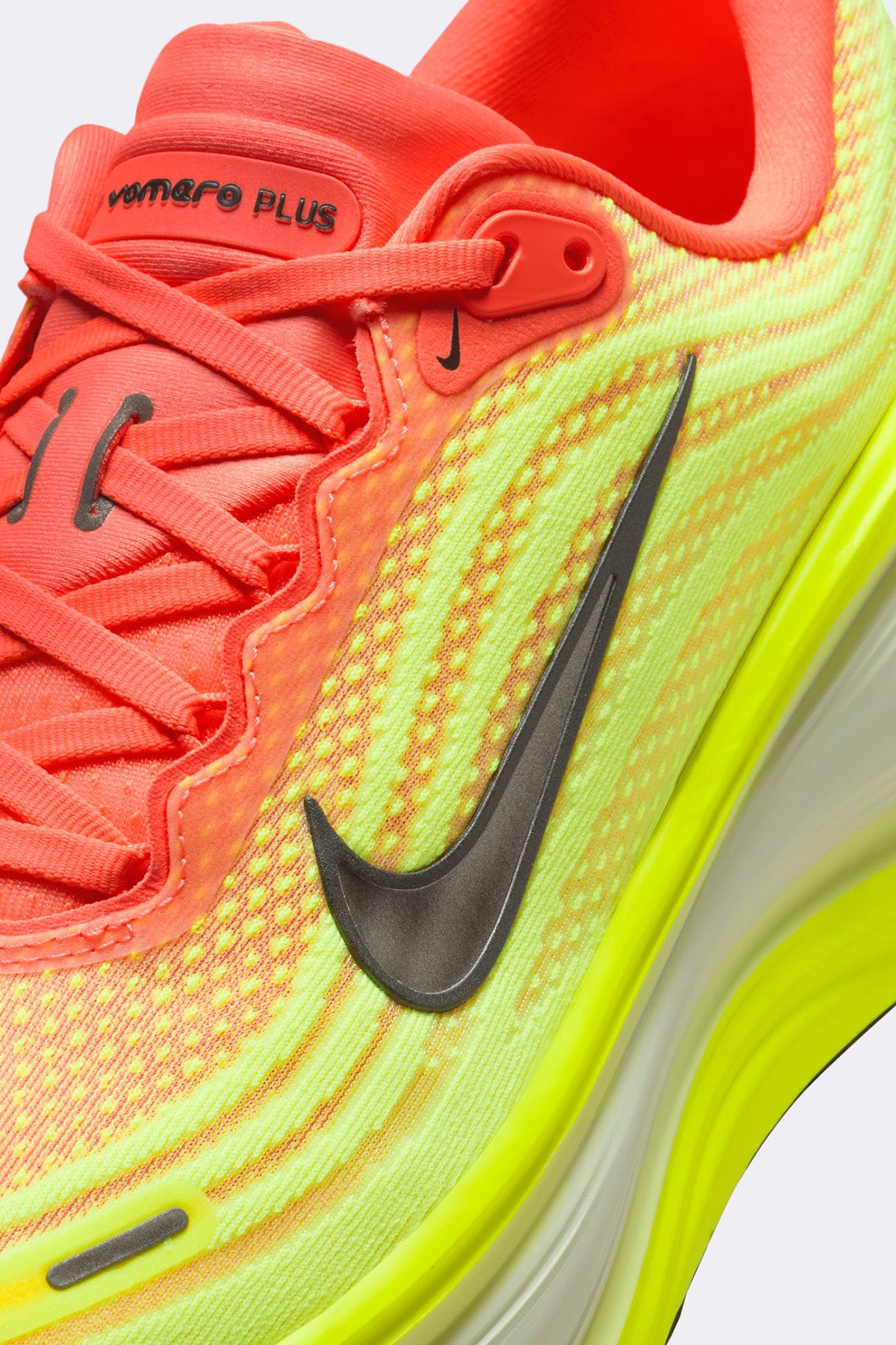 Nike Vomero Plus