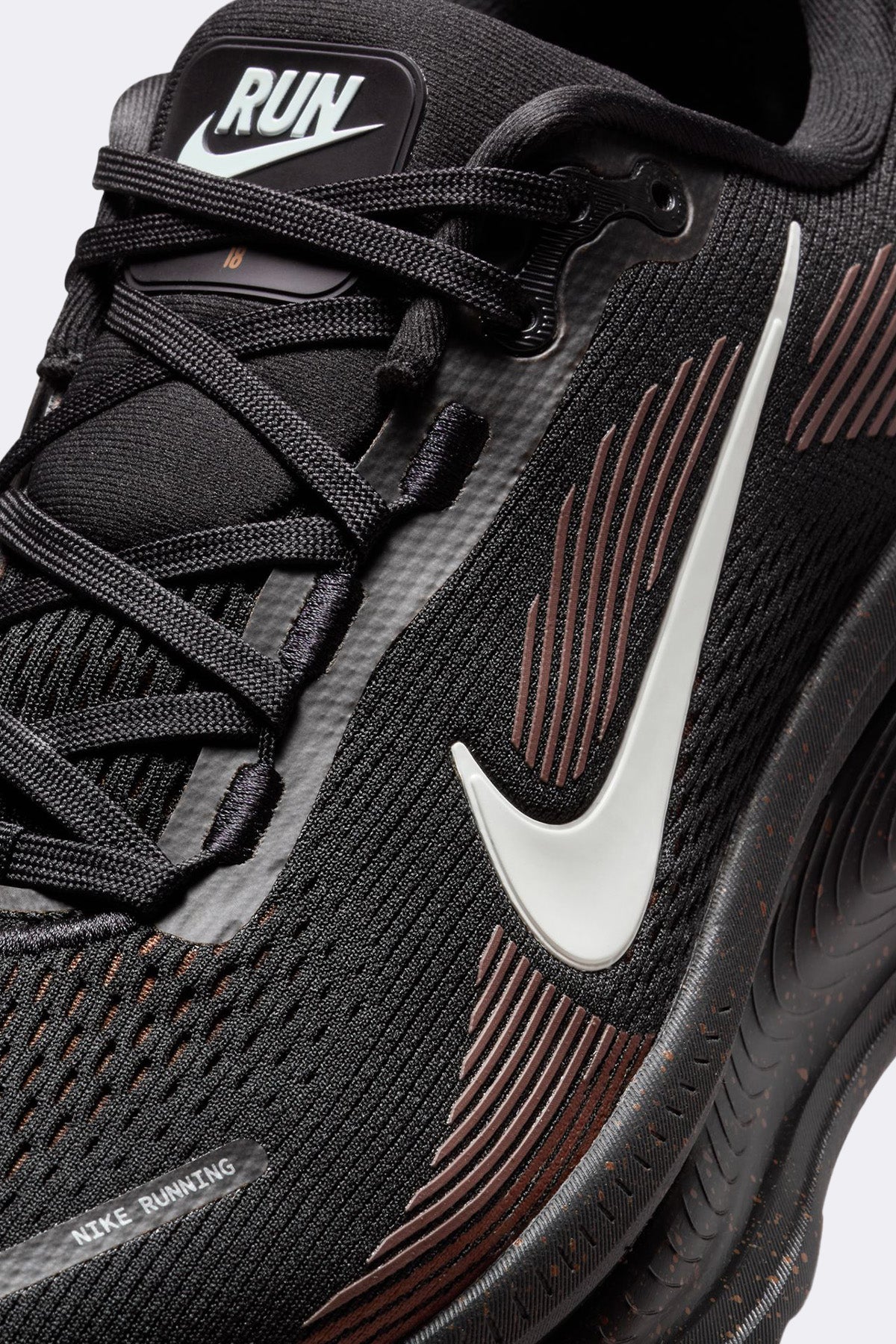 Nike Vomero 18