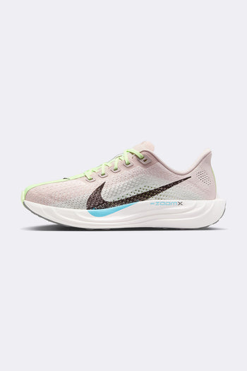 Nike Pegasus Plus