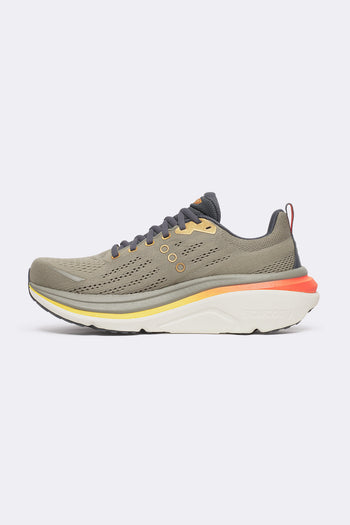 Saucony Hurricane 25