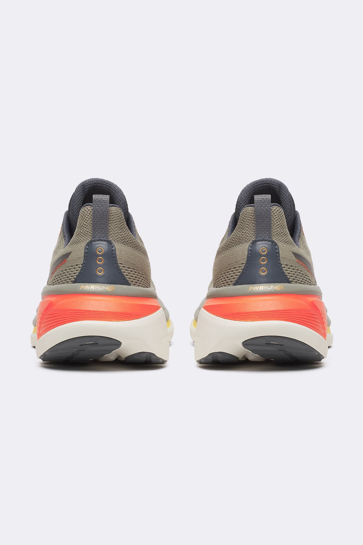 Saucony Hurricane 25
