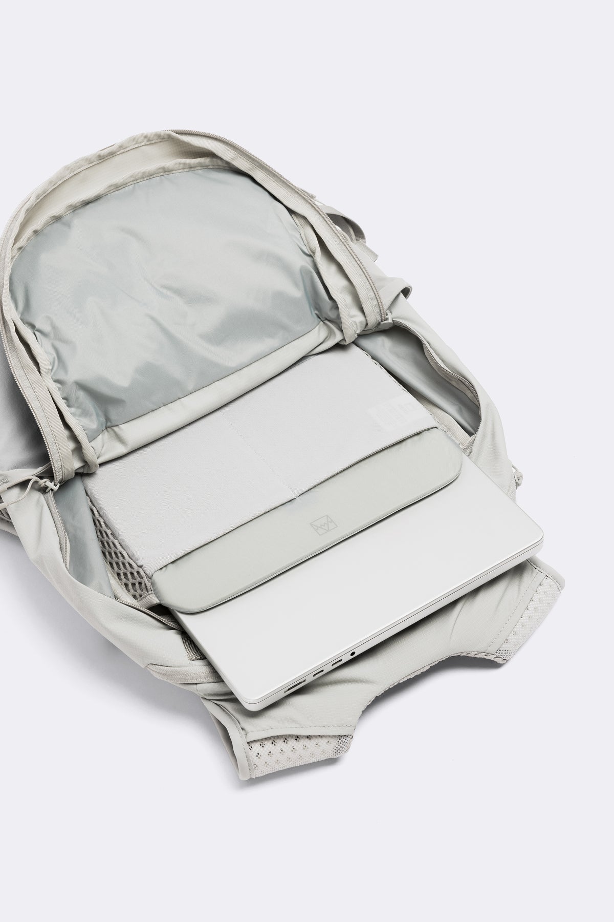 Stubble & Co Motion Backpack 20L