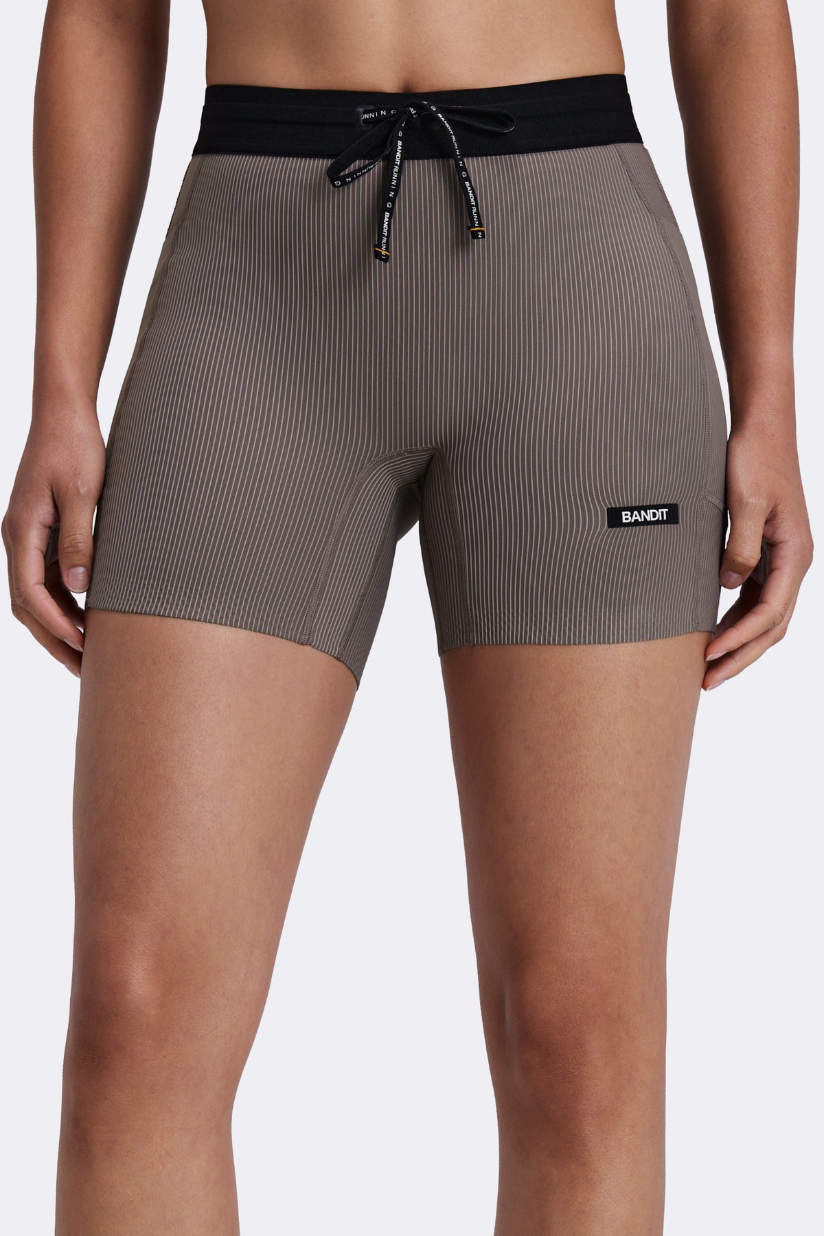 Women's Striped Cadence™ 5" Compression Shorts - Concrete Taupe / Cocoa