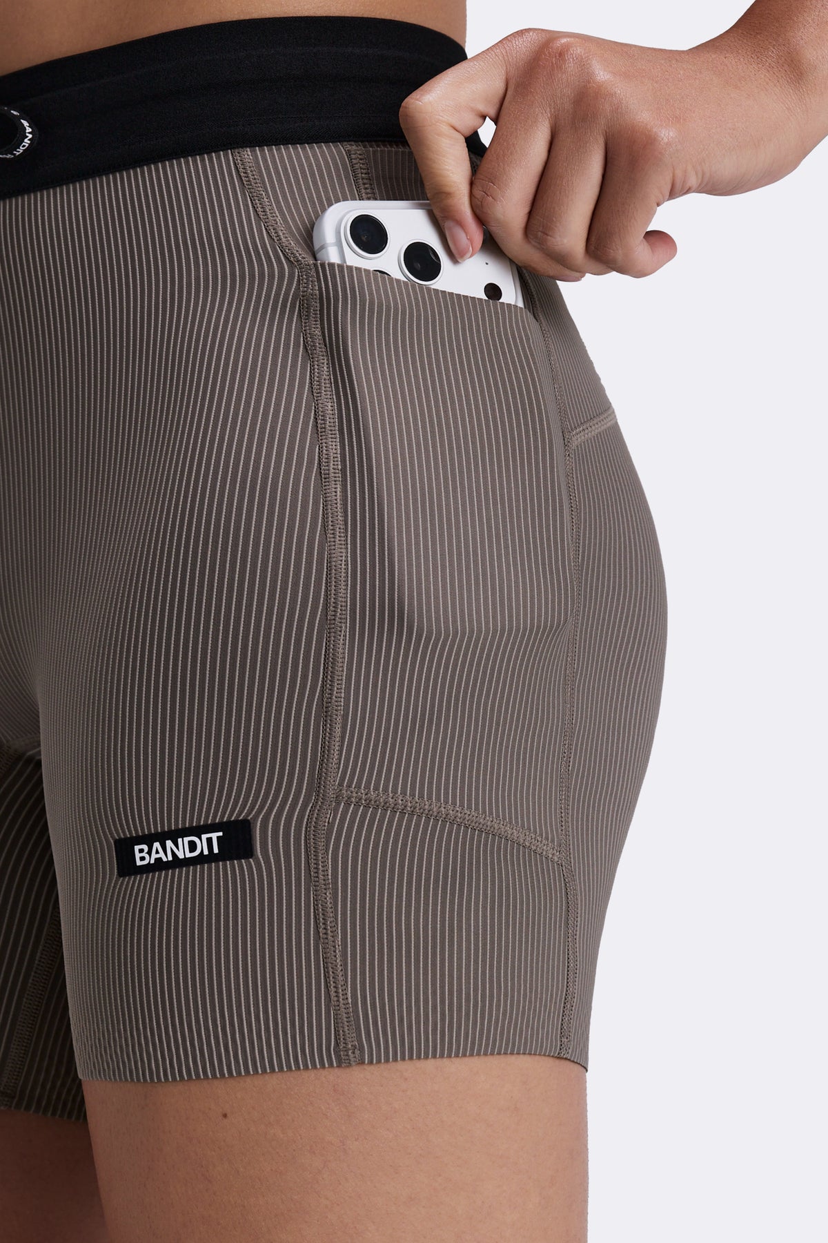 Women's Striped Cadence™ 5" Compression Shorts - Concrete Taupe / Cocoa