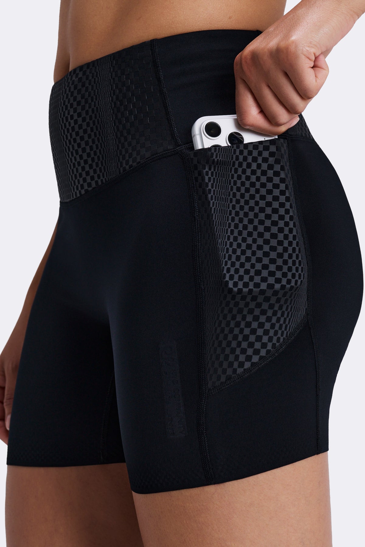 Women's Stamina-V™ Threshold 5" High Waist Compression Shorts - Black