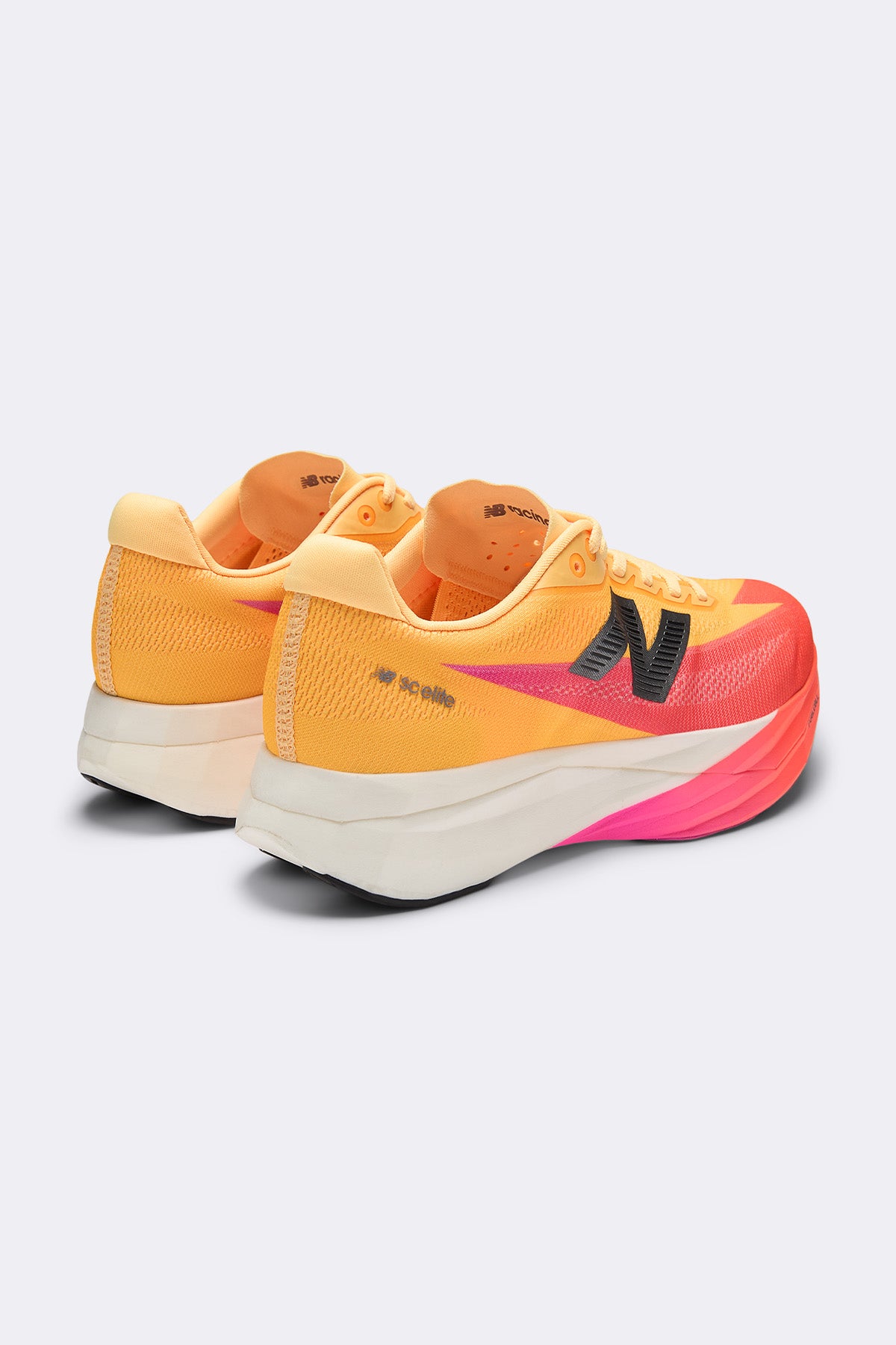 New Balance FuelCell Supercomp Elite V5